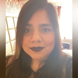 Meet your Posher, Rebeca